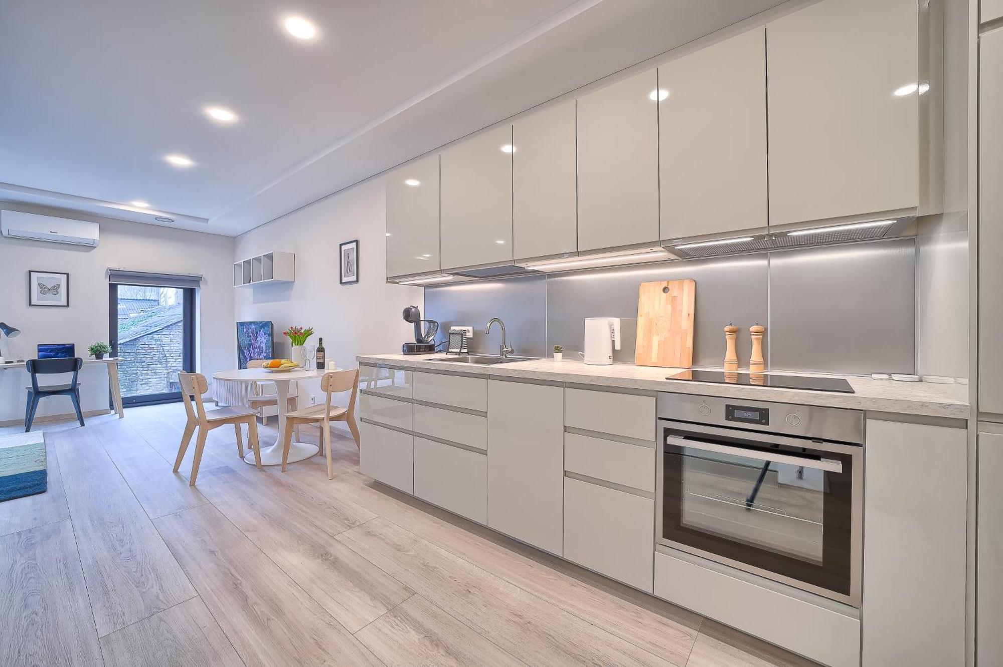 Business-Class Apartments 2 X Free Parking X Self Check In 24X7 Вилнюс Екстериор снимка